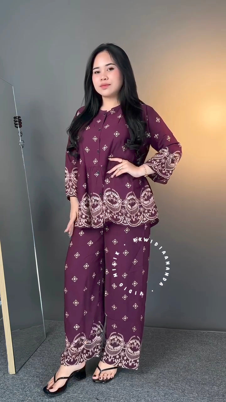 Women's Maroon Ethnic Printed Co-Ord Set | Peplum Tunic with Wide-Leg Pants