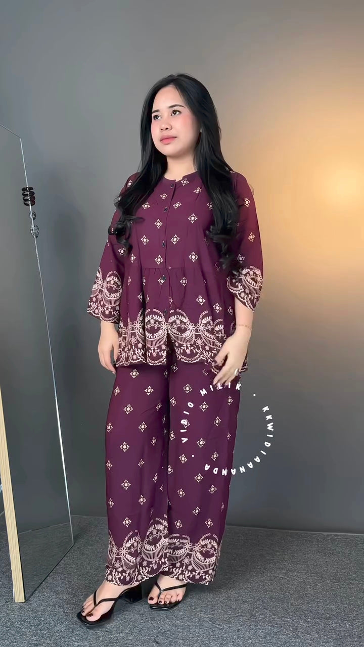 Women's Maroon Ethnic Printed Co-Ord Set | Peplum Tunic with Wide-Leg Pants